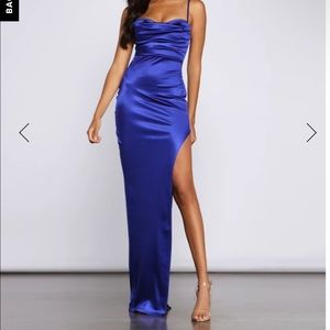 Windsor LOLA HIGH SLIT SATIN DRESS